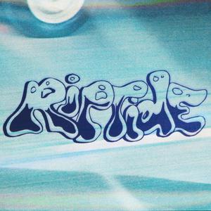 女班长乖乖掀起裙子打屁股图片
